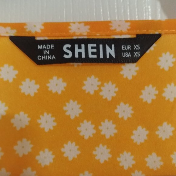 Floral Blouse - Picture 3 of 4